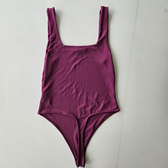 Square Neck Bodysuit - Picture 3 of 4
